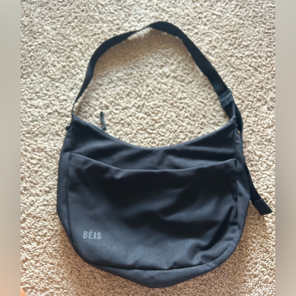 BEIS Carryall Crossbody